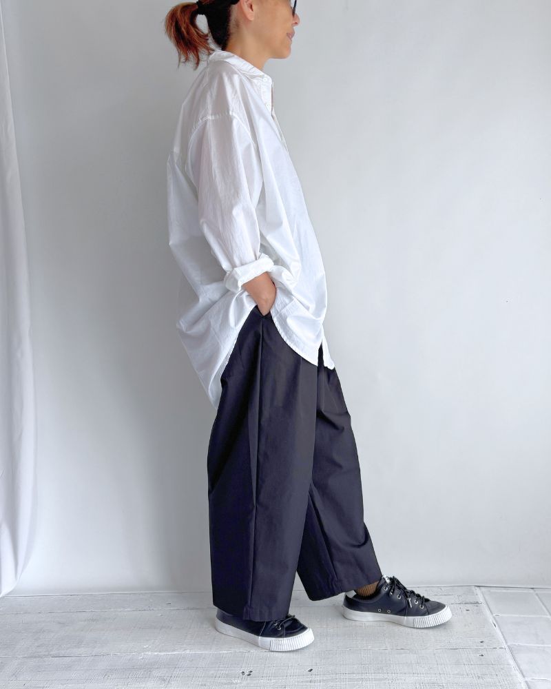 ユニセックスシャツ White