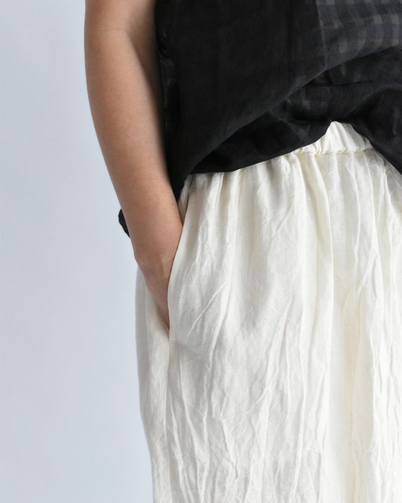 ワイドコクーン ギャザーパンツ（LINEN） OffWhite