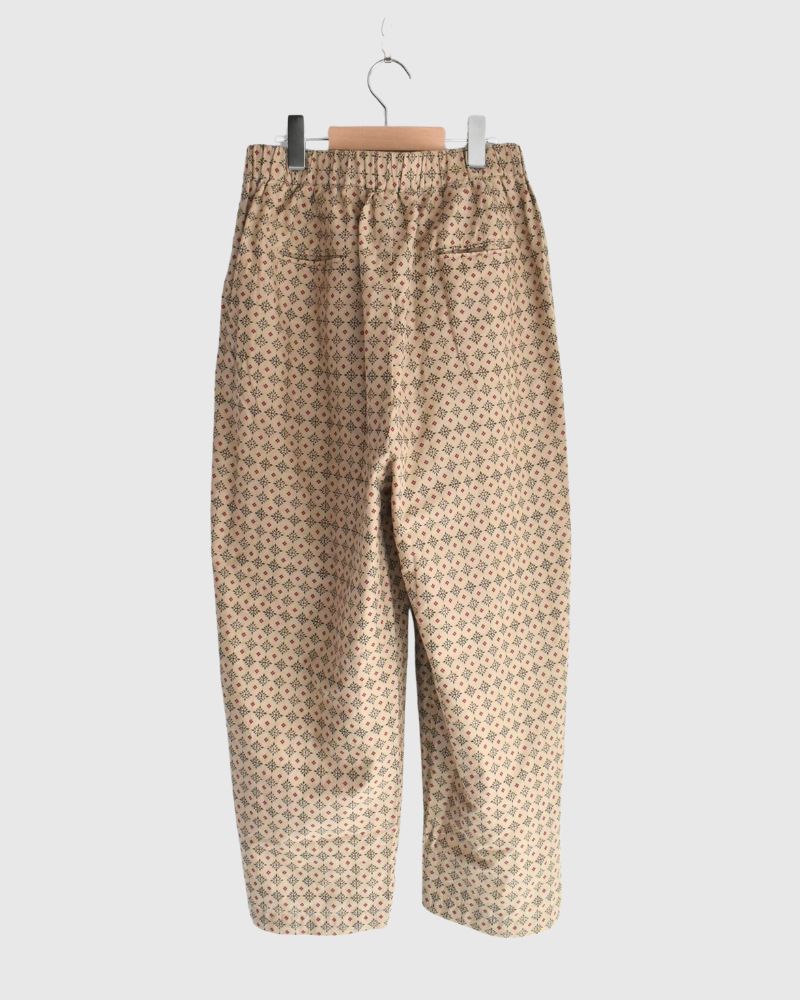 2TUCK TAPERED EASY PANTS Beige