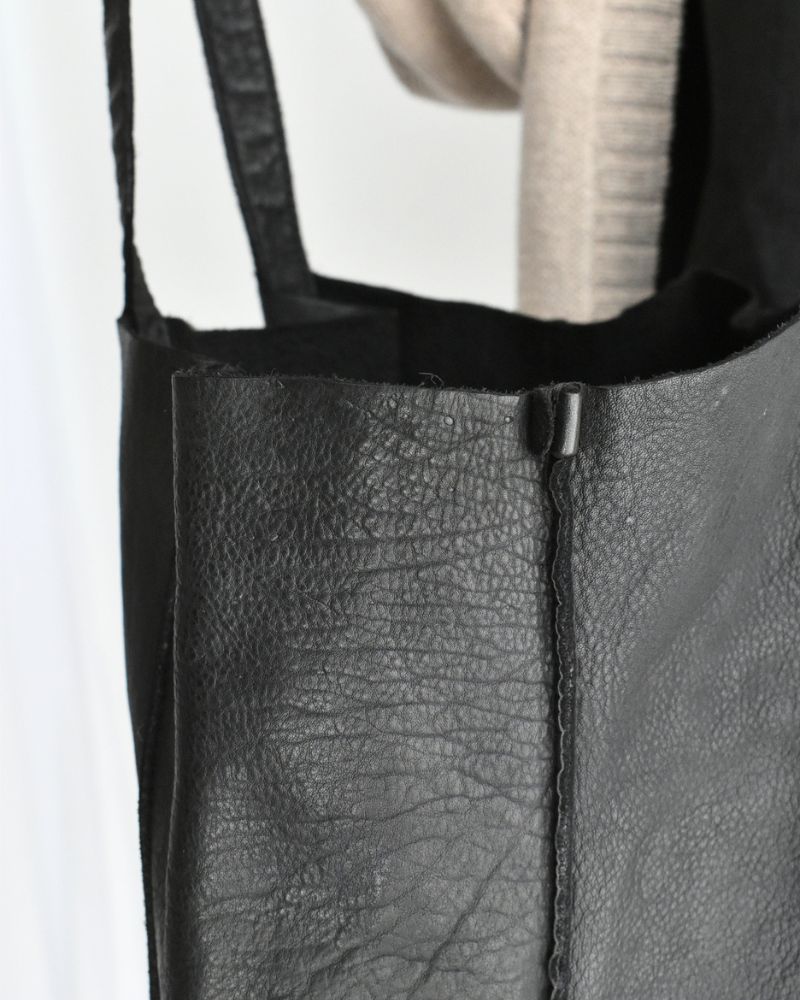 COW LEATHER TOTE BAG Black
