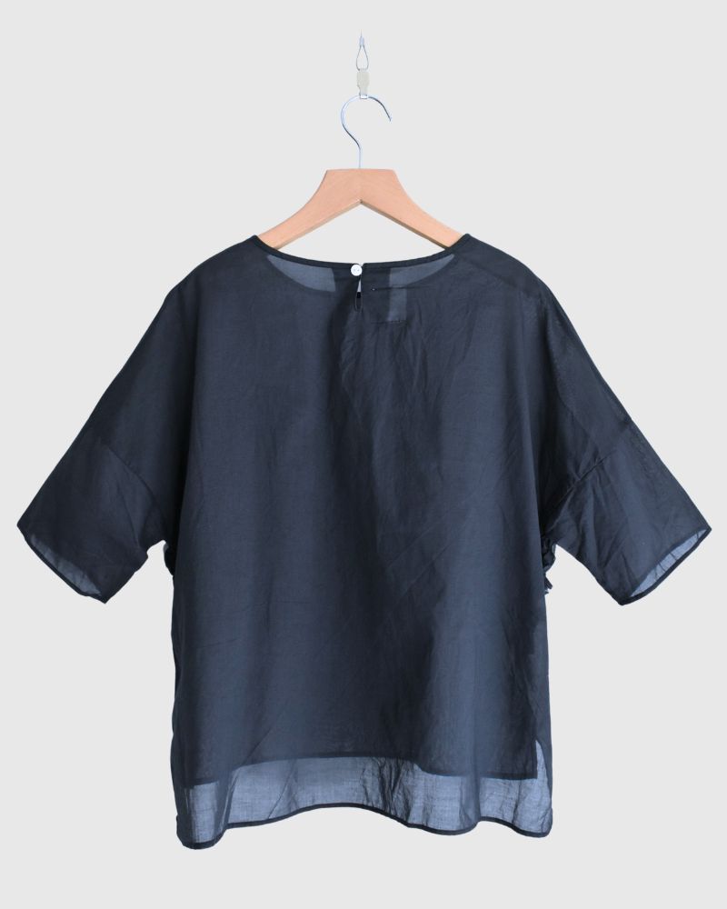 ビサイドフリルプルオーバー Navy