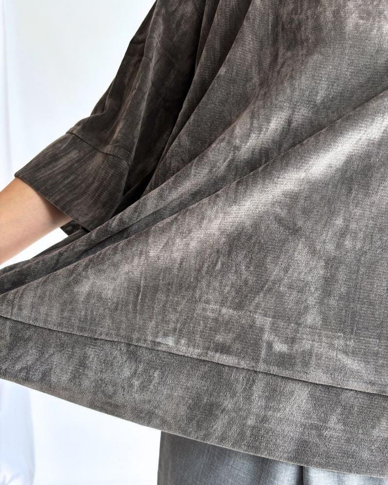 TULLE FLOCKY プルオーバー CharcoalGray