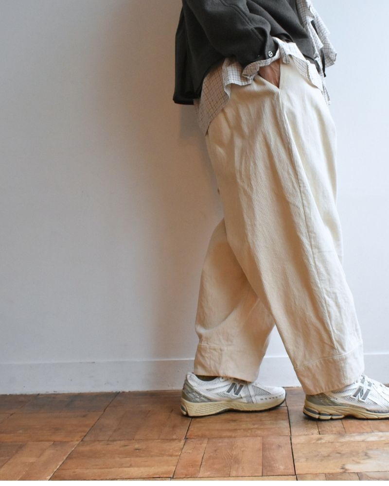 【予約】 F/W G 1230 オーガニックコーデュロイ ウフパンツ（9月中旬 - 9月末）