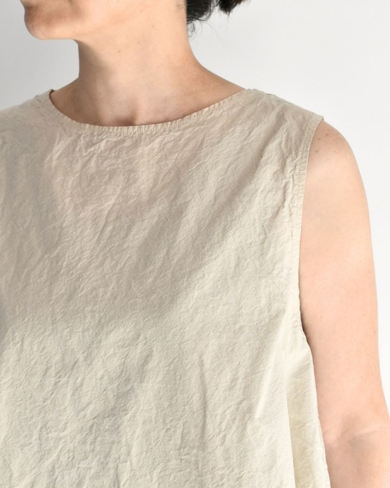 シュリンクノースリーブトップス Beige