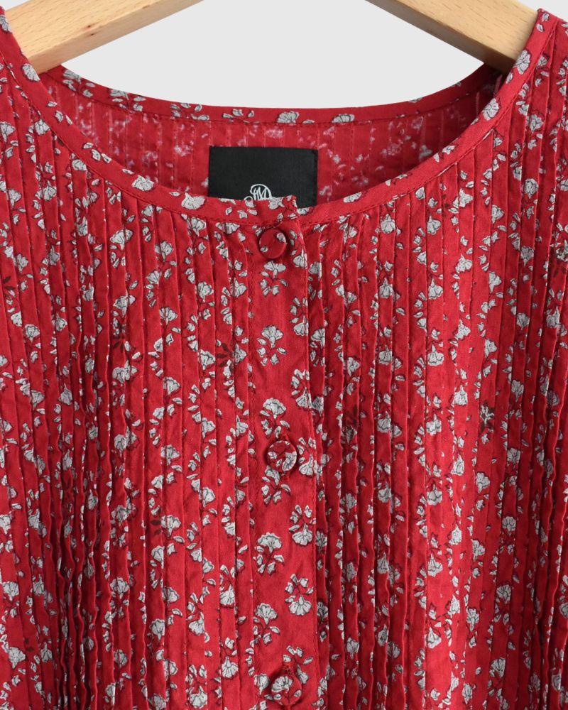 CREW-NECK BUTTON F/SLEEVE SHIRT WITH PINTUCK Red