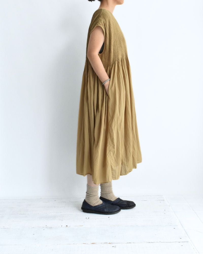 CREW-NECK F/SL DRESS WITH PINTUCK GreyKhaki