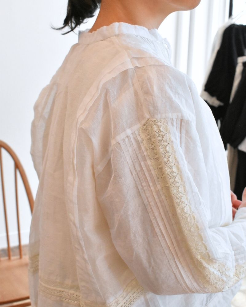 【予約】MS/F RS001 エアリーピンタックレースブラウス（9月初旬 - 9月中旬）