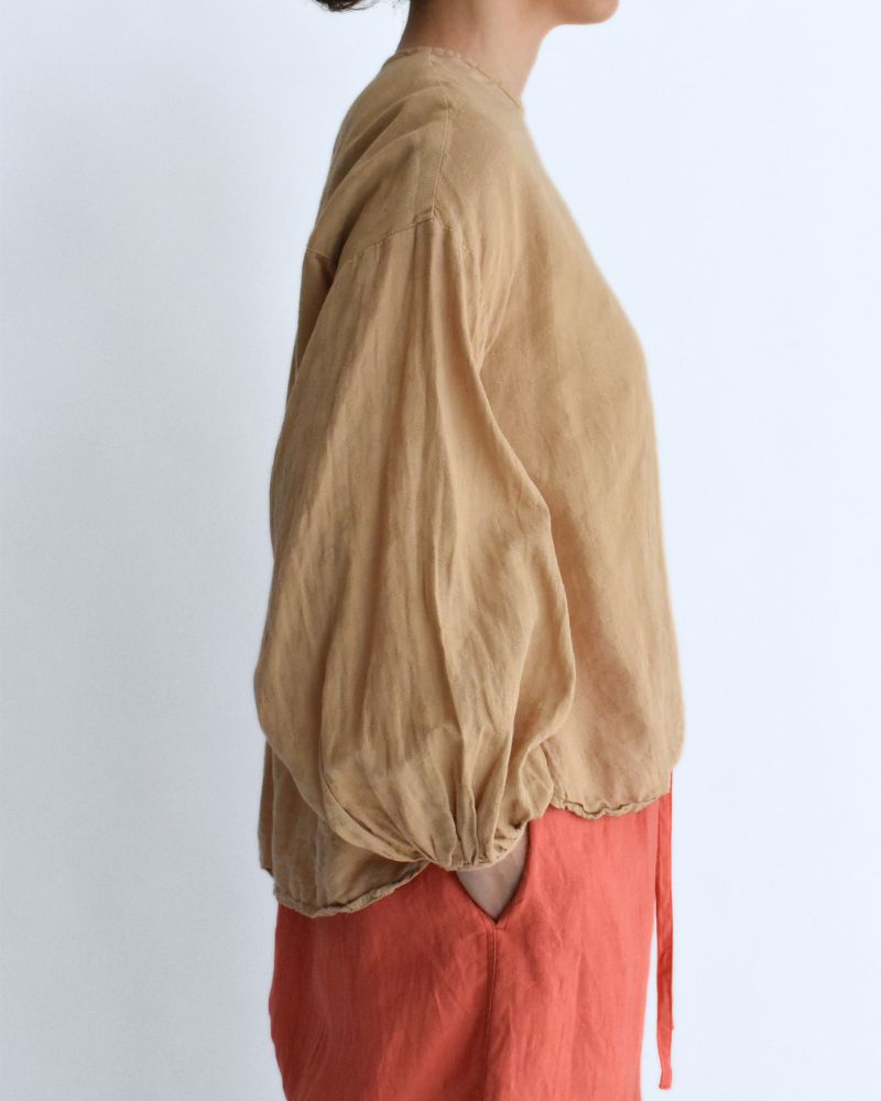 アンティークローズジャカードモダニストブラウス AntiqueBeige