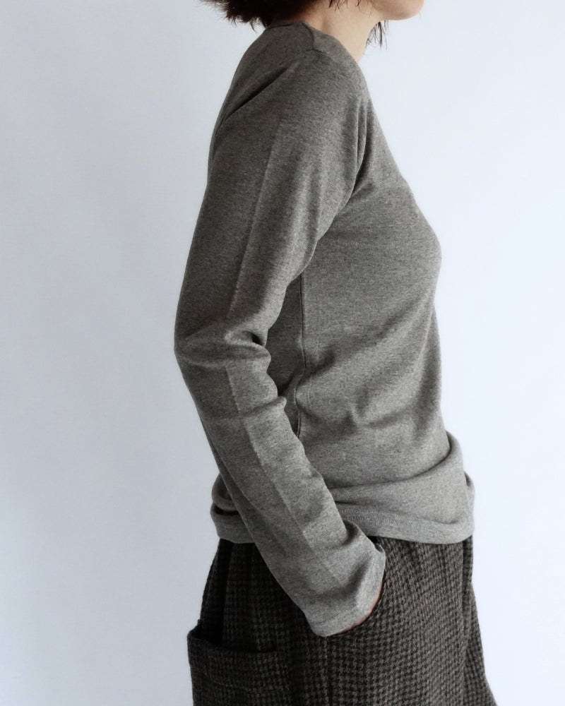ヤク クルーネックプルオーバー Gray
