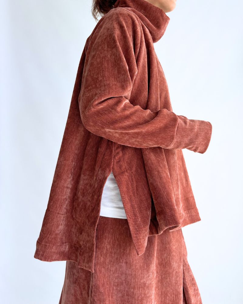 ハイネックフレアデザイントップス'BONI' Teracotta