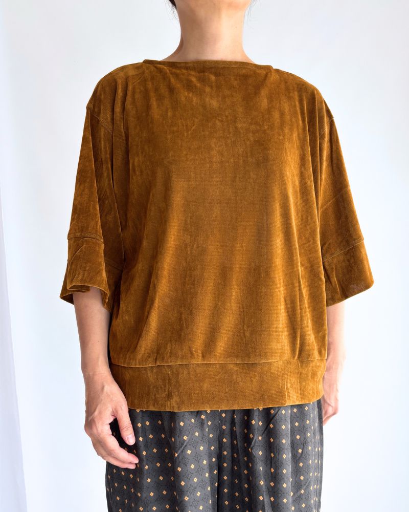 TULLE FLOCKY プルオーバー Camel