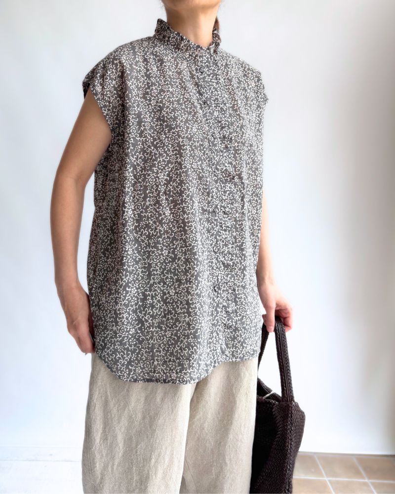 POWER LOOM COTTON DOBIE CHECK ARABESQUE SCREEN PRINT NO/SL FRILL COLLAR SHIRT DarkGray