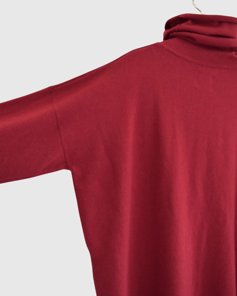 PLAIN STITCH DROP SHOULDER POLO NECK WITH SLIT Red