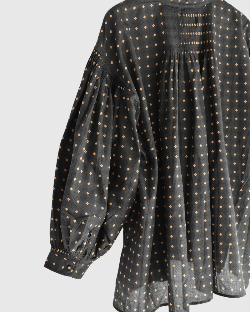 BANDED COLLAR SHIRT WITH MINI PINTUCK Charcoal