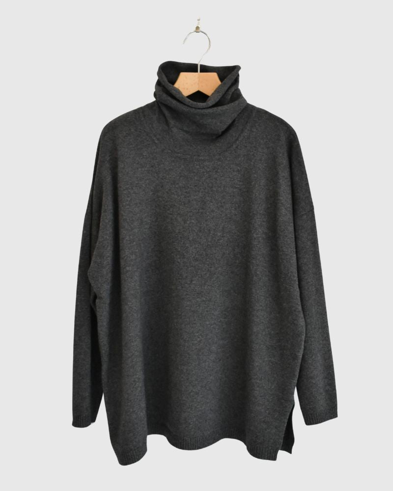 PLAIN STITCH DROP SHOULDER POLO NECK WITH SLIT Charcoal