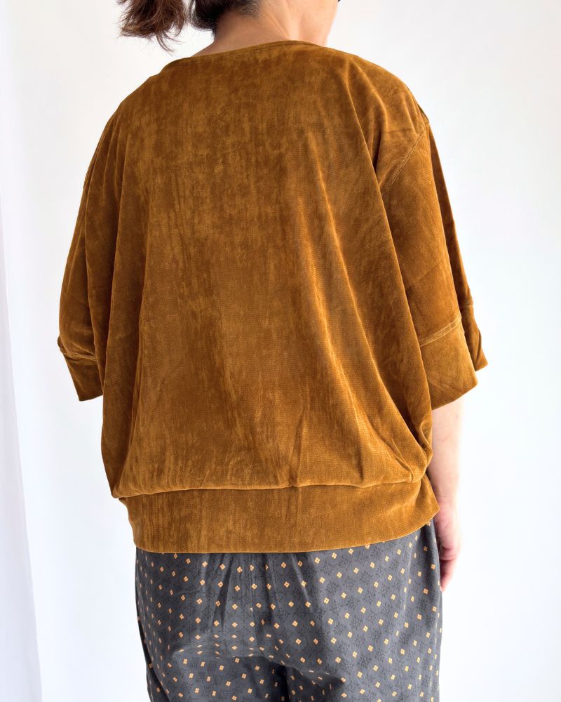 TULLE FLOCKY プルオーバー Camel