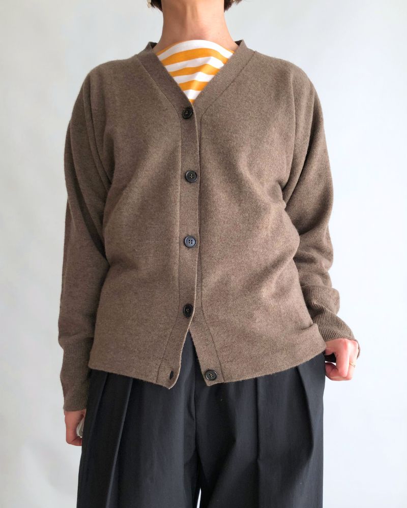 【sale】SUNNY Vネックカーディガン Brown