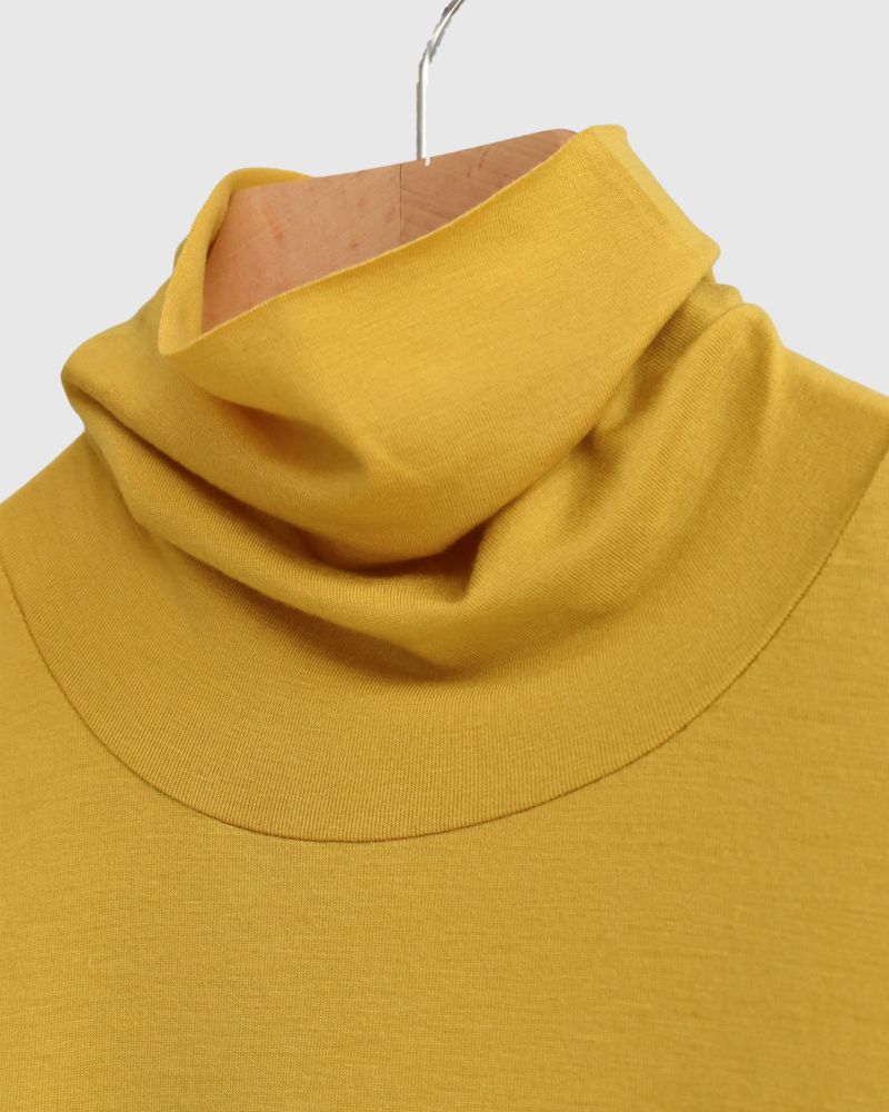 タートルネックプルオーバー Yamabuki