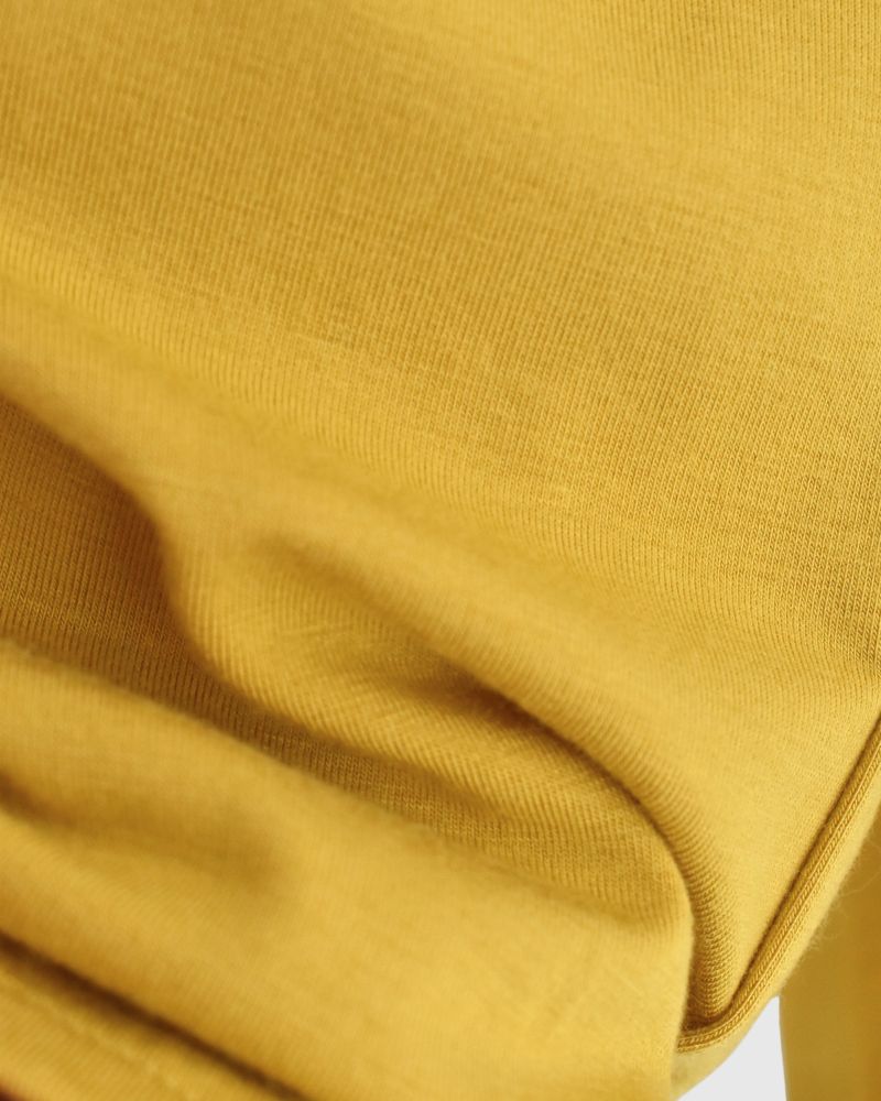 タートルネックプルオーバー Yamabuki