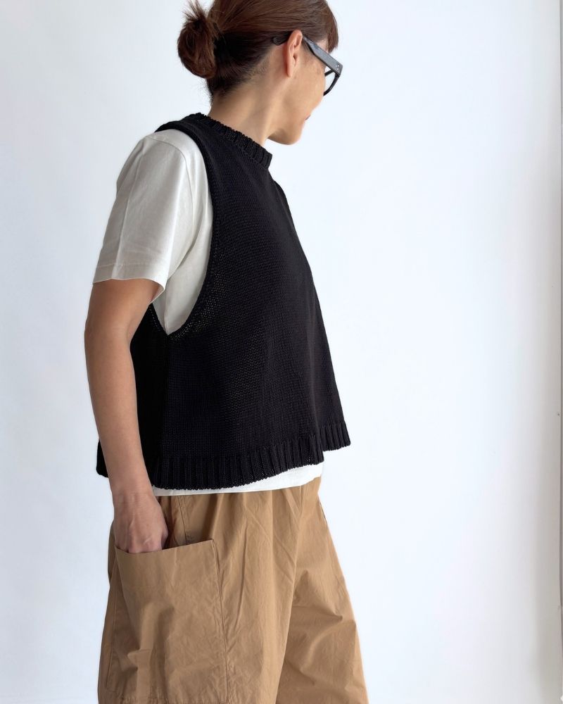 ローゲージギマニットベスト Black