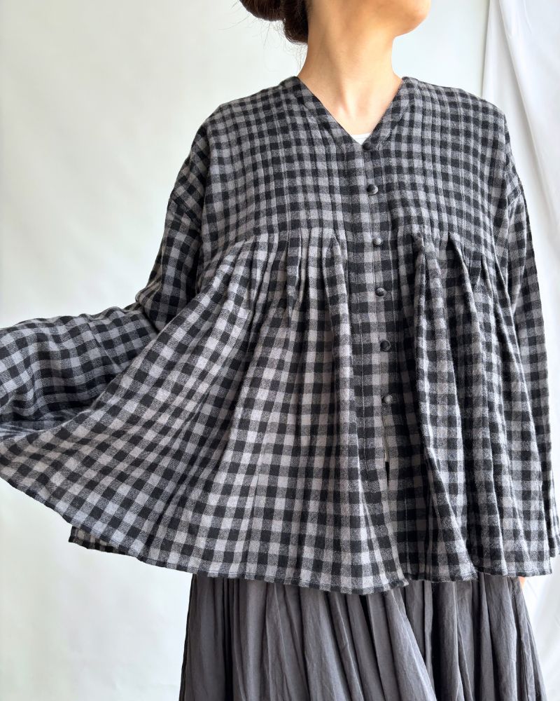 BOILED WOOL GINGHAM CHECK V-NECK FRONT OPENING SHIRT WITH INVERTED PLEATS Grey/Black