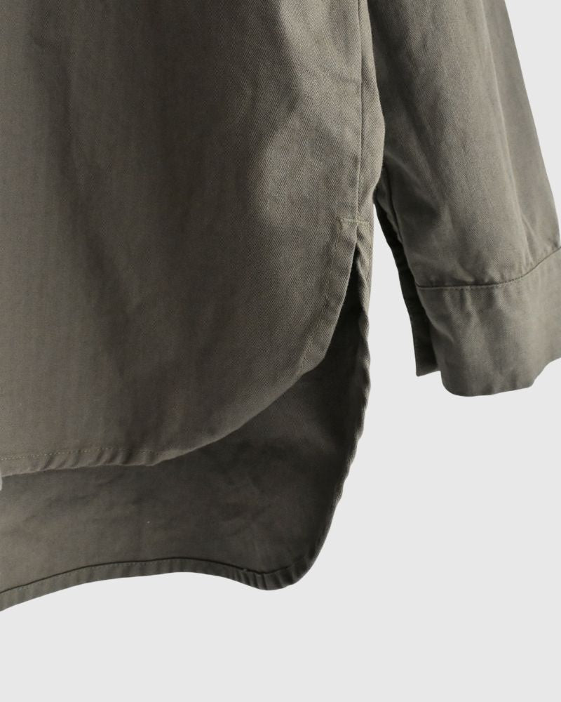 COTTON HERRINGBONE WASH HENRY NECK SHIRT KhakiHerringbone