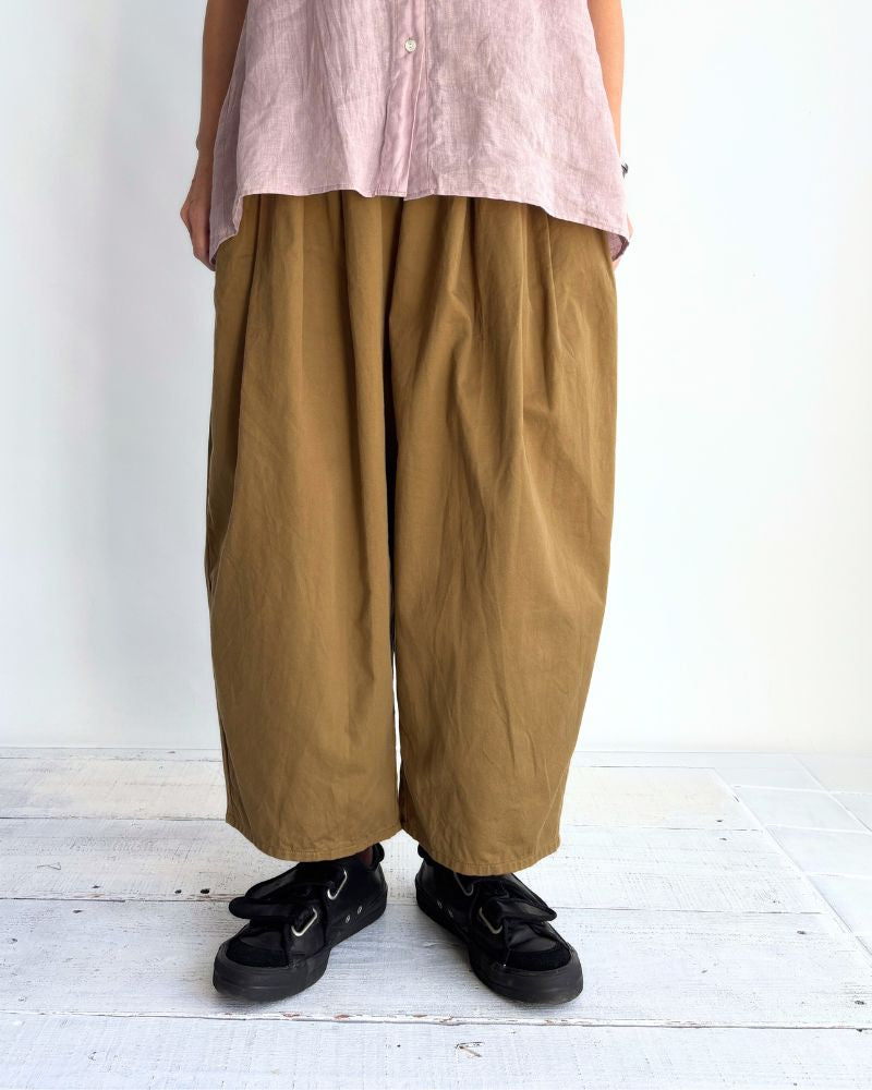 【予約】S/S R347 SATIN CAMILLE TUCKED PANTS（2月末 – 3月初旬）