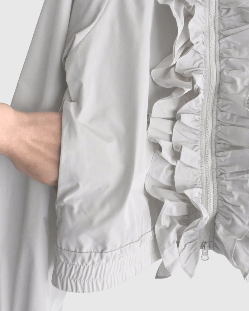 フロントフリル ZIPUP ジャンパー IceGray