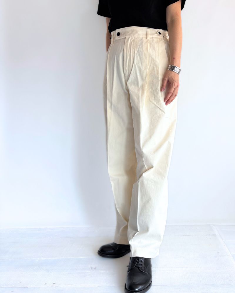 KARL-CHINO センタープレスパンツ OffWhite