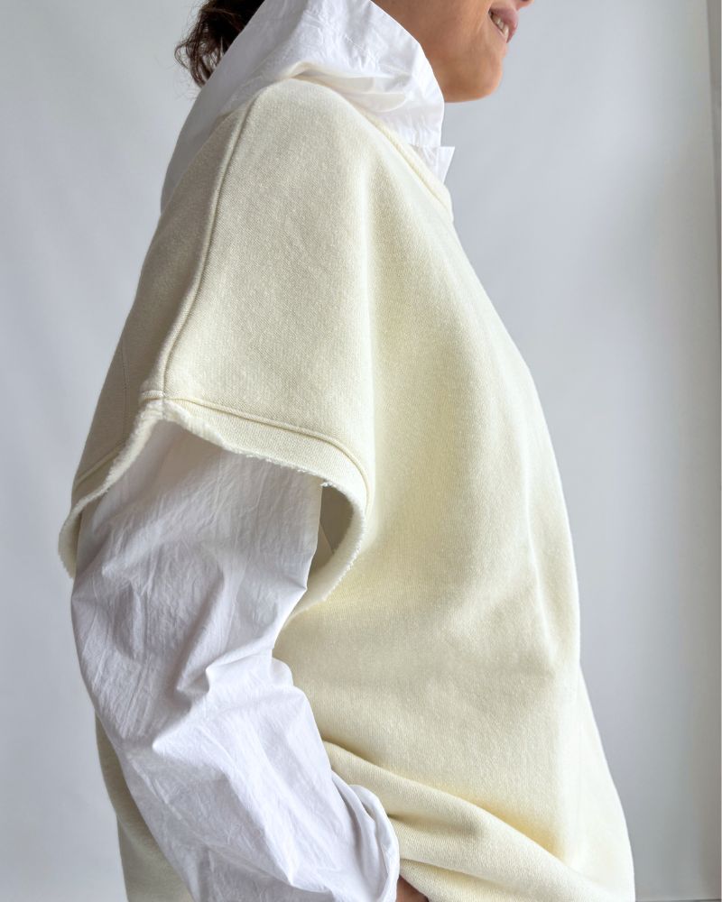 スウェットベスト White