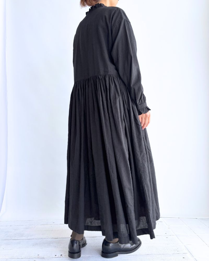 FRILL COLLAR SHIRT DRESS WITH RAJASTHAN GATHER Black