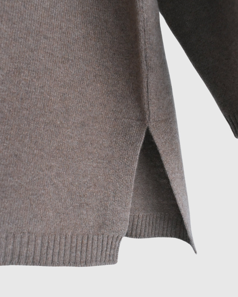 12GG PLAIN STITCH DROP SHOULDER POLO NECK WITH SLIT Mocha