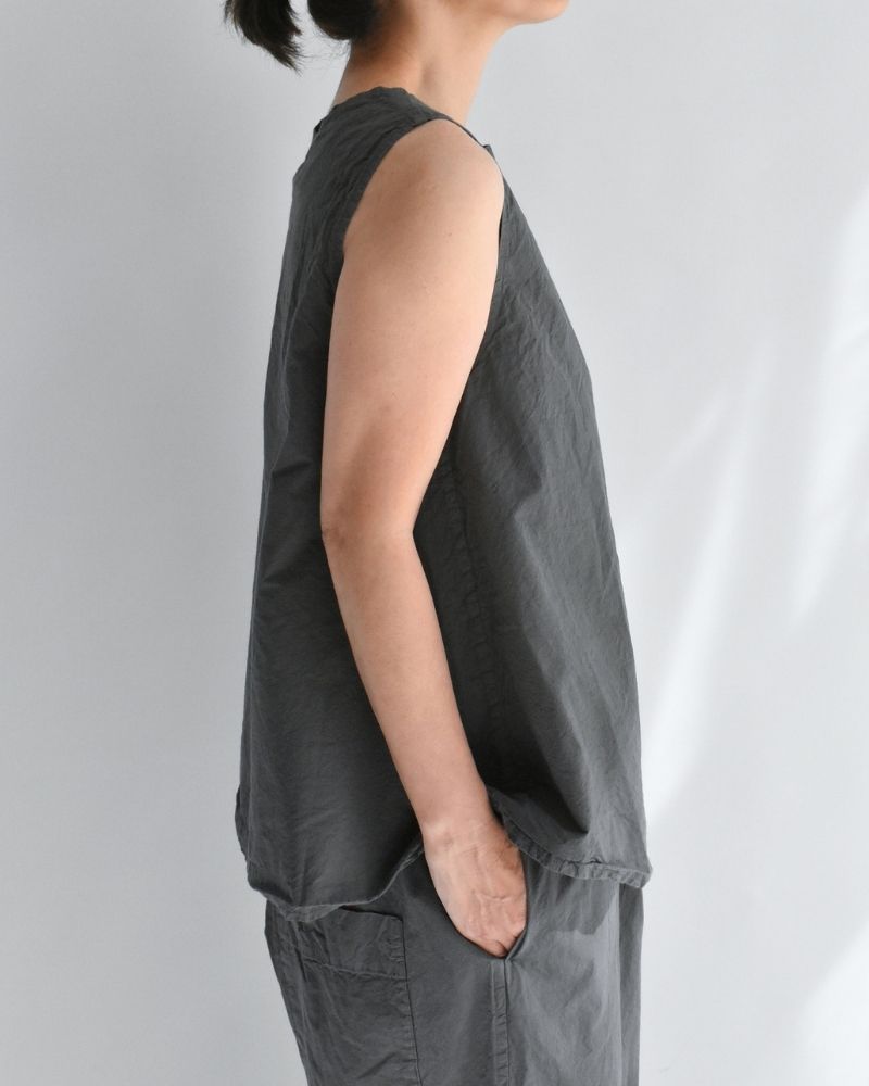 シュリンクノースリーブトップス Gray