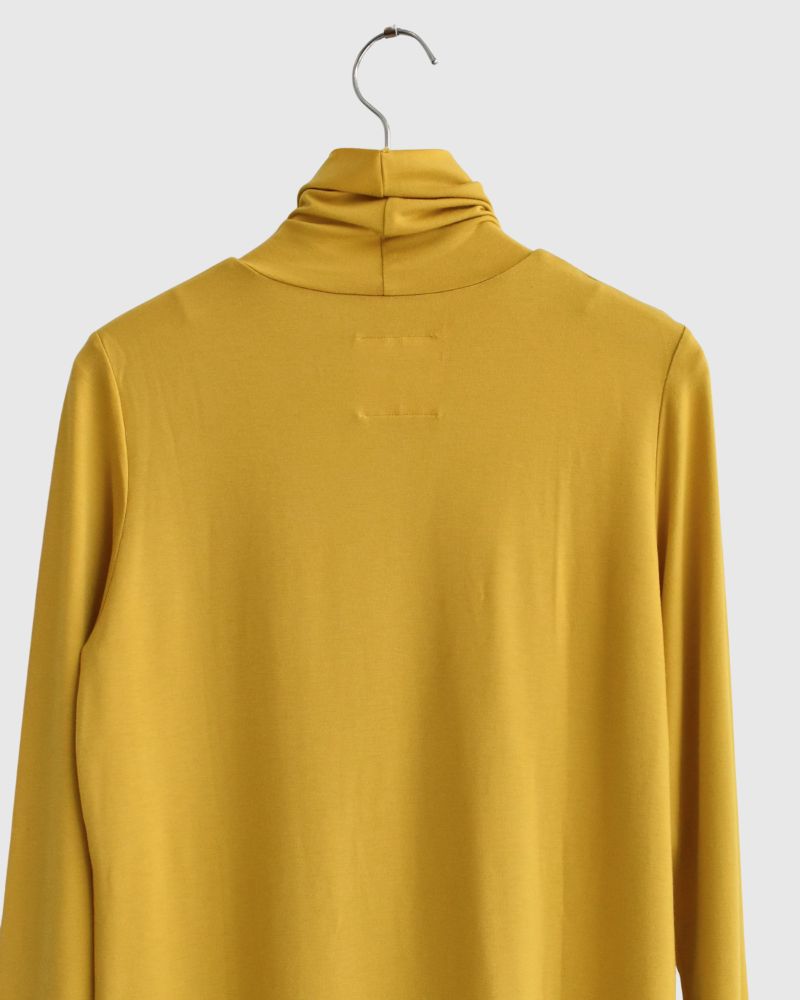 タートルネックプルオーバー Yamabuki