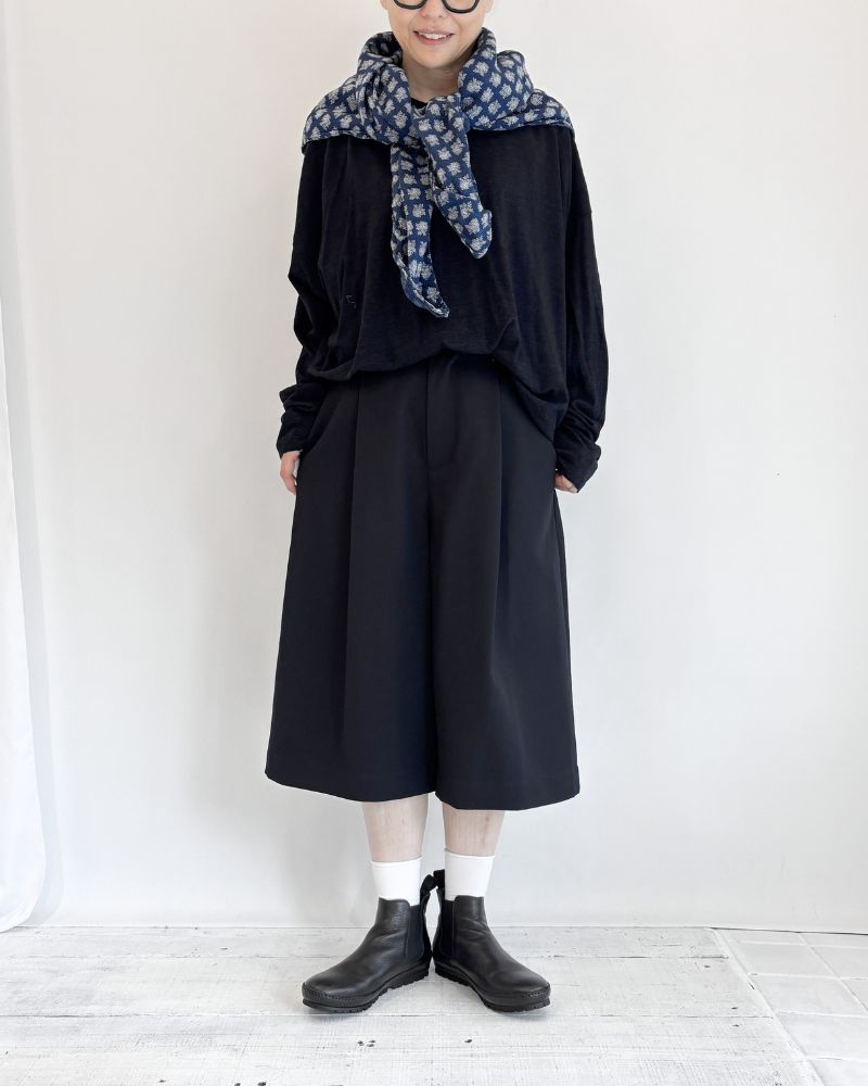 JOY-WO ウールツイルセンタータックショートパンツ Navy