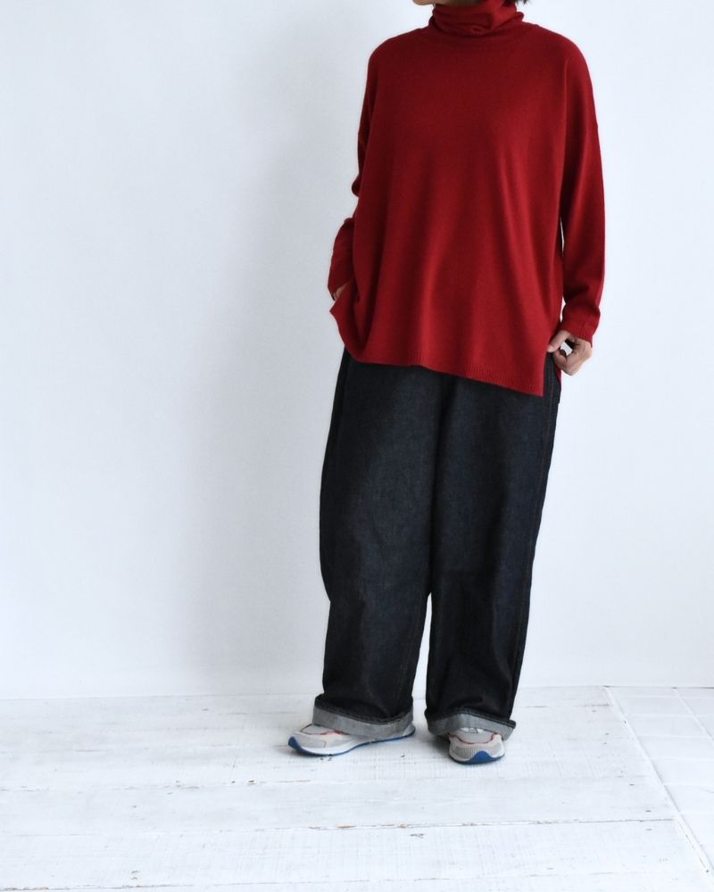 12GG PLAIN STITCH DROP SHOULDER POLO NECK WITH SLIT Red
