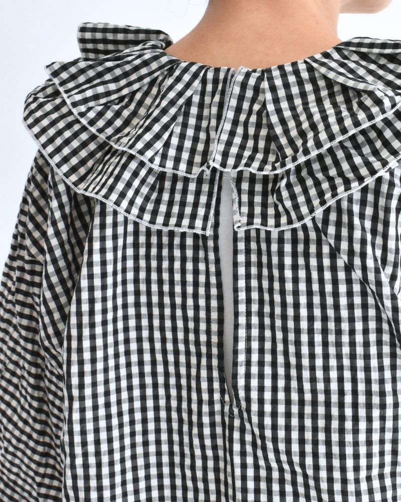 タックフリルプルオーバー Black/Ecru Check
