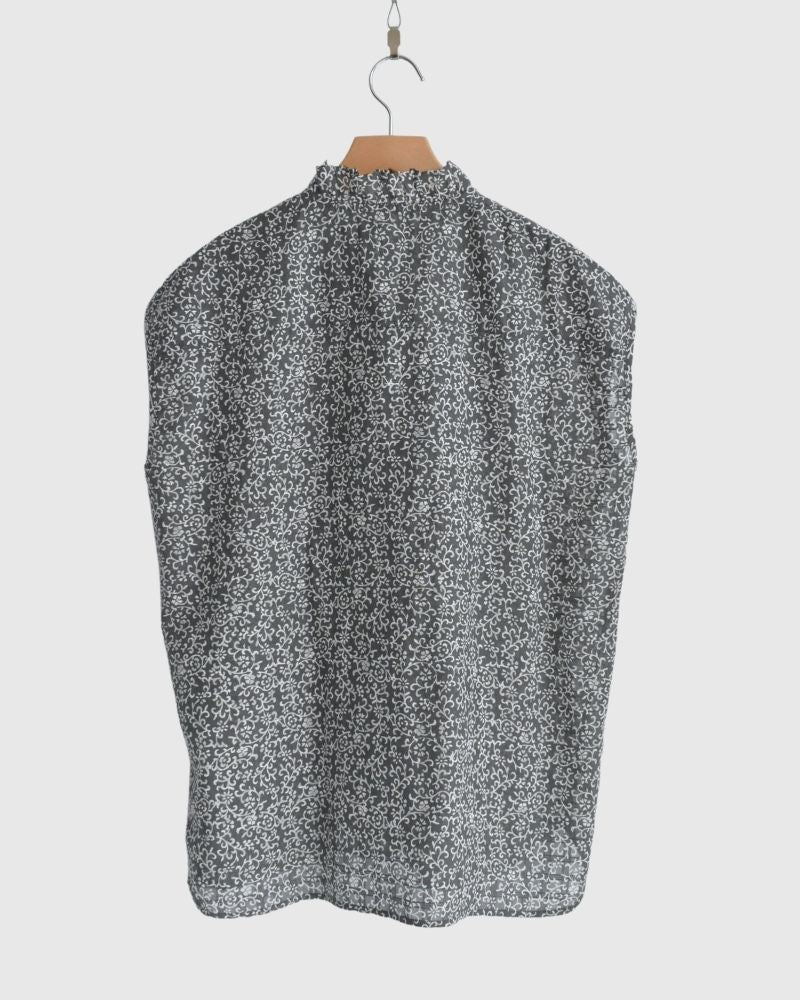 POWER LOOM COTTON DOBIE CHECK ARABESQUE SCREEN PRINT NO/SL FRILL COLLAR SHIRT DarkGray