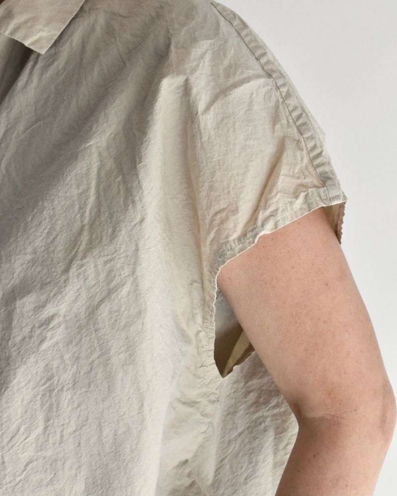 シュリンクフレンチスリーブシャツ Beige