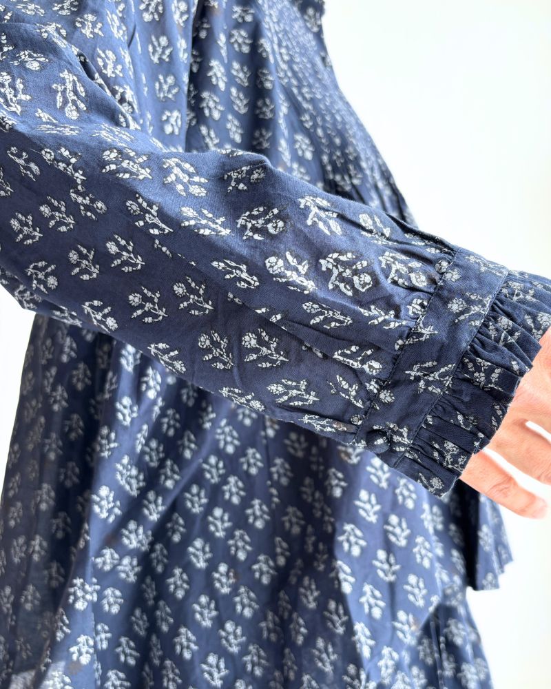 FRILL COLLAR PINTUCK SHIRT Navy