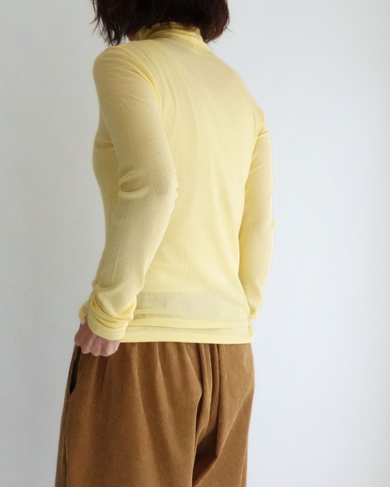 タートルネックプルオーバー Yuzu