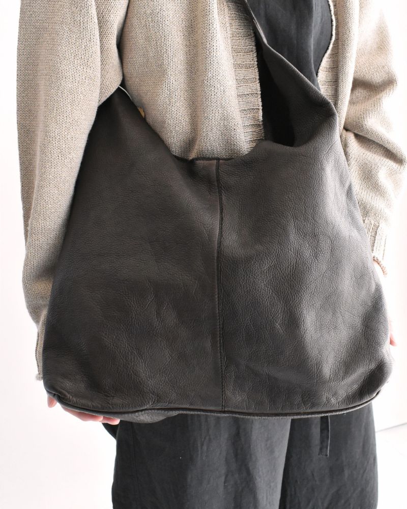 COW LEATHER ONE HANDLE BAG DarkBrown