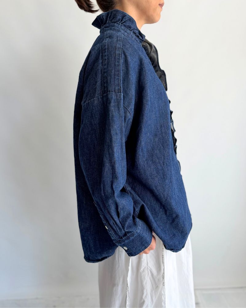 【予約】 F/W LA 518 オーディナリーデニムフリルブラウス（9月末 - 10月初旬）