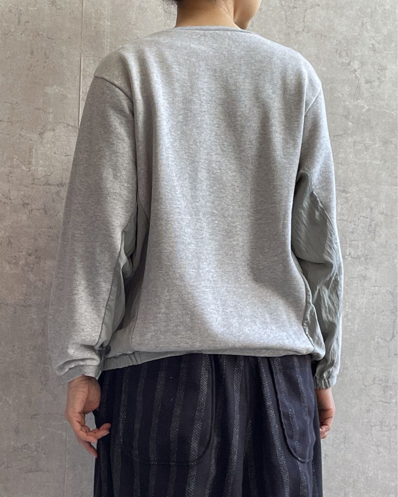 【予約】A/W 8T014 スラッシュスウェットプルオーバー（10月）