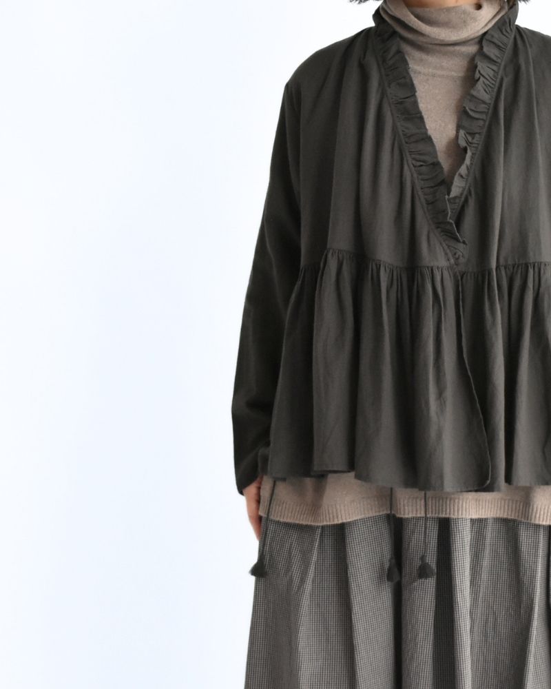 12GG PLAIN STITCH DROP SHOULDER POLO NECK WITH SLIT Mocha