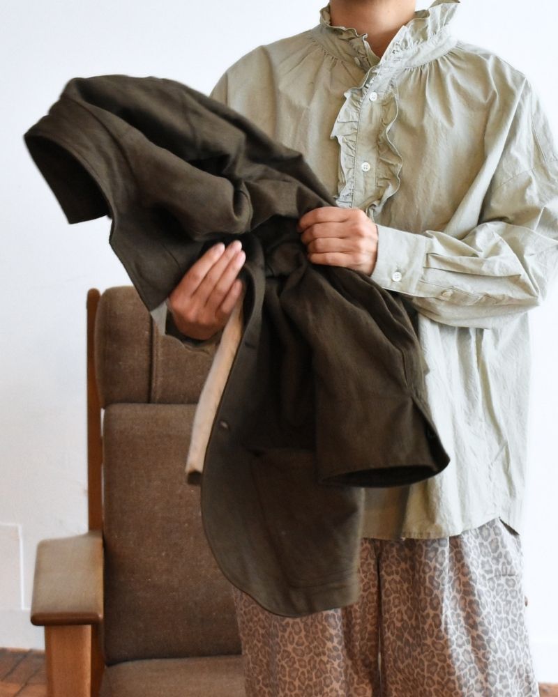 【予約】 F/W LA 529 オーディナリーフリルブラウス（10月末 - 11月初旬）