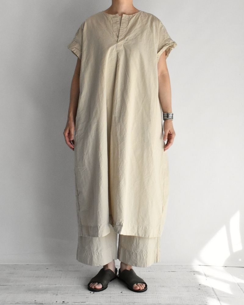シュリンクワンピース Beige