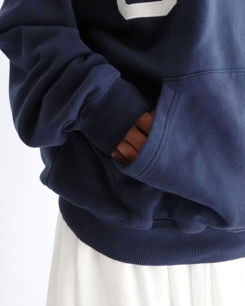 ウラケ GRVYCLRS アップリケ パーカー (MENS) Navy