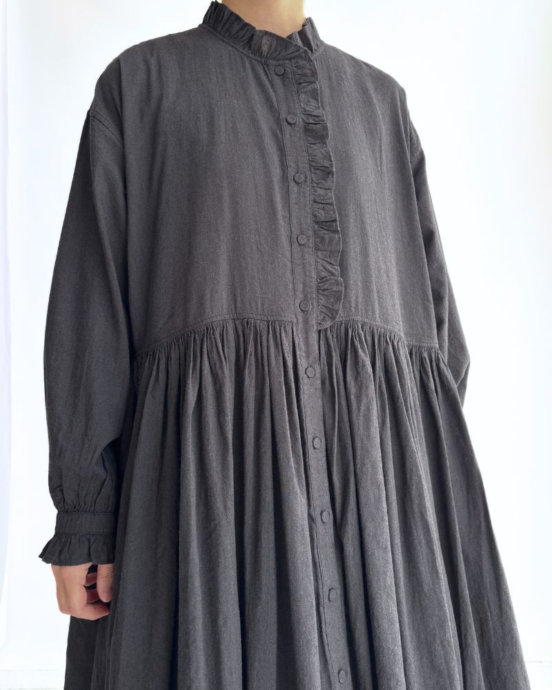 FRILL COLLAR SHIRT DRESS WITH RAJASTHAN GATHER Black