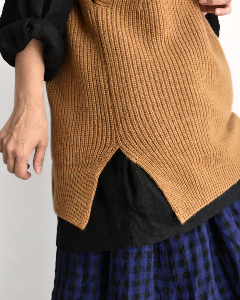 JAPAN RIDGE KNITTING VEST Camel